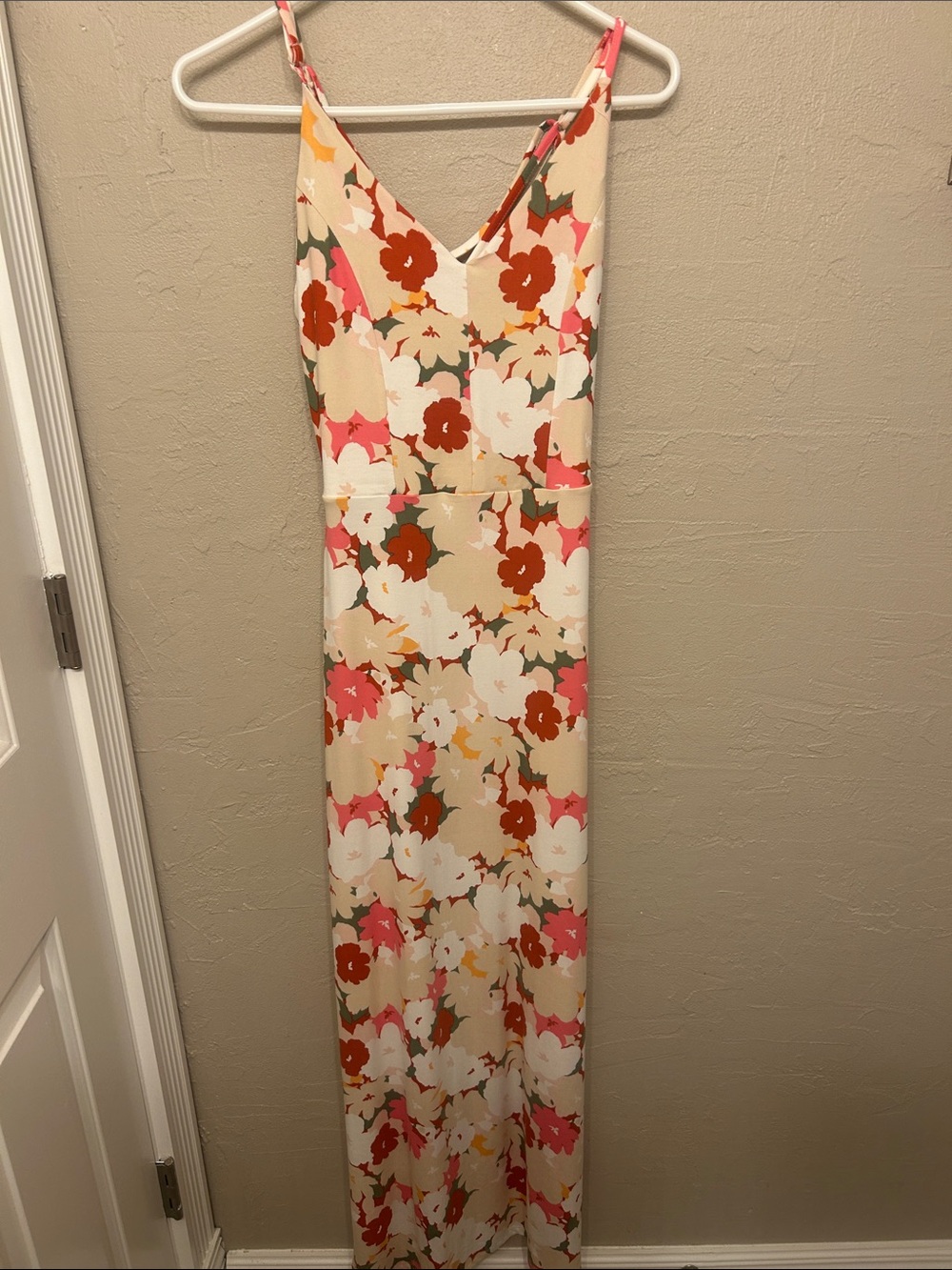 Market & Spruce Floral Spaghetti-Strap Maxi Dress Beige & Coral small worn once